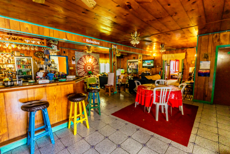 Lollipops Inn 768x515