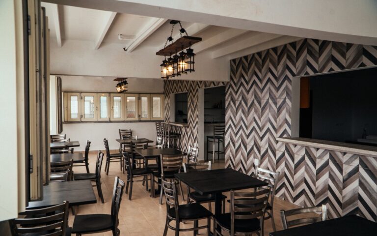 RESTAURANT 5 1440 900 768x480